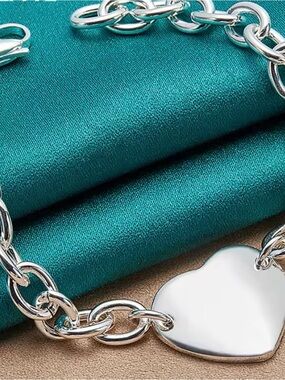 Silver Heart Charm Link Bracelet